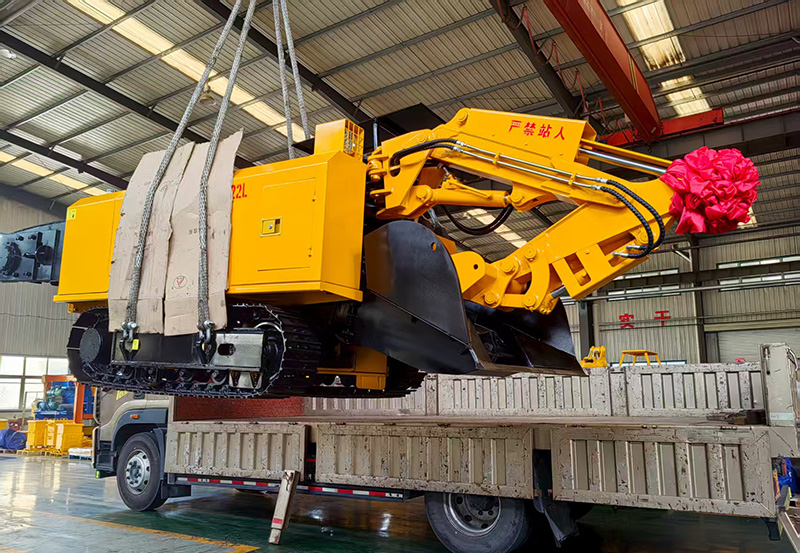 大胸校花莹莹被老头糟蹋自主研发的矿用扒渣机成功装车发货